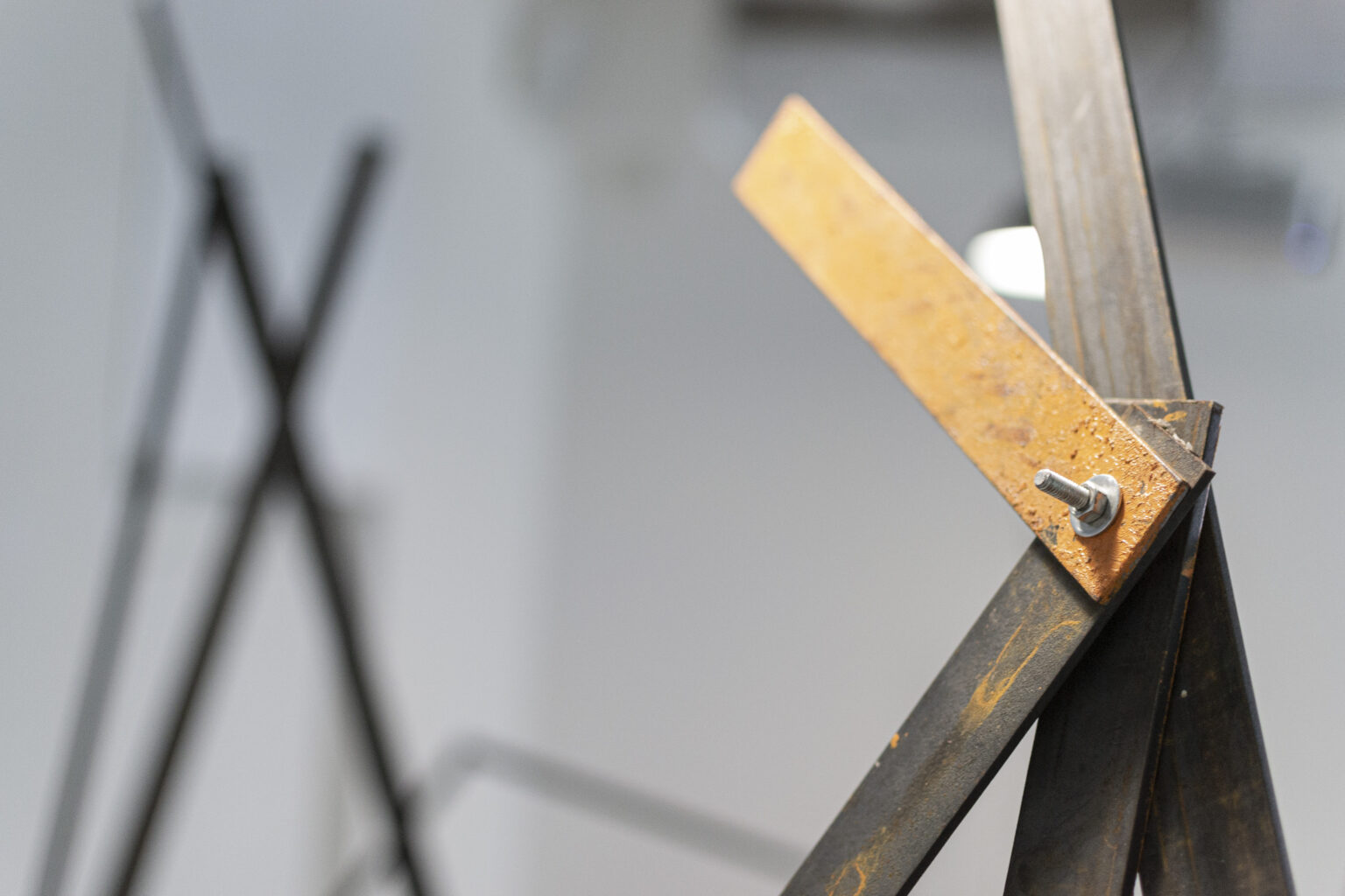 Rzeźba metalowa w Muzeum Woli