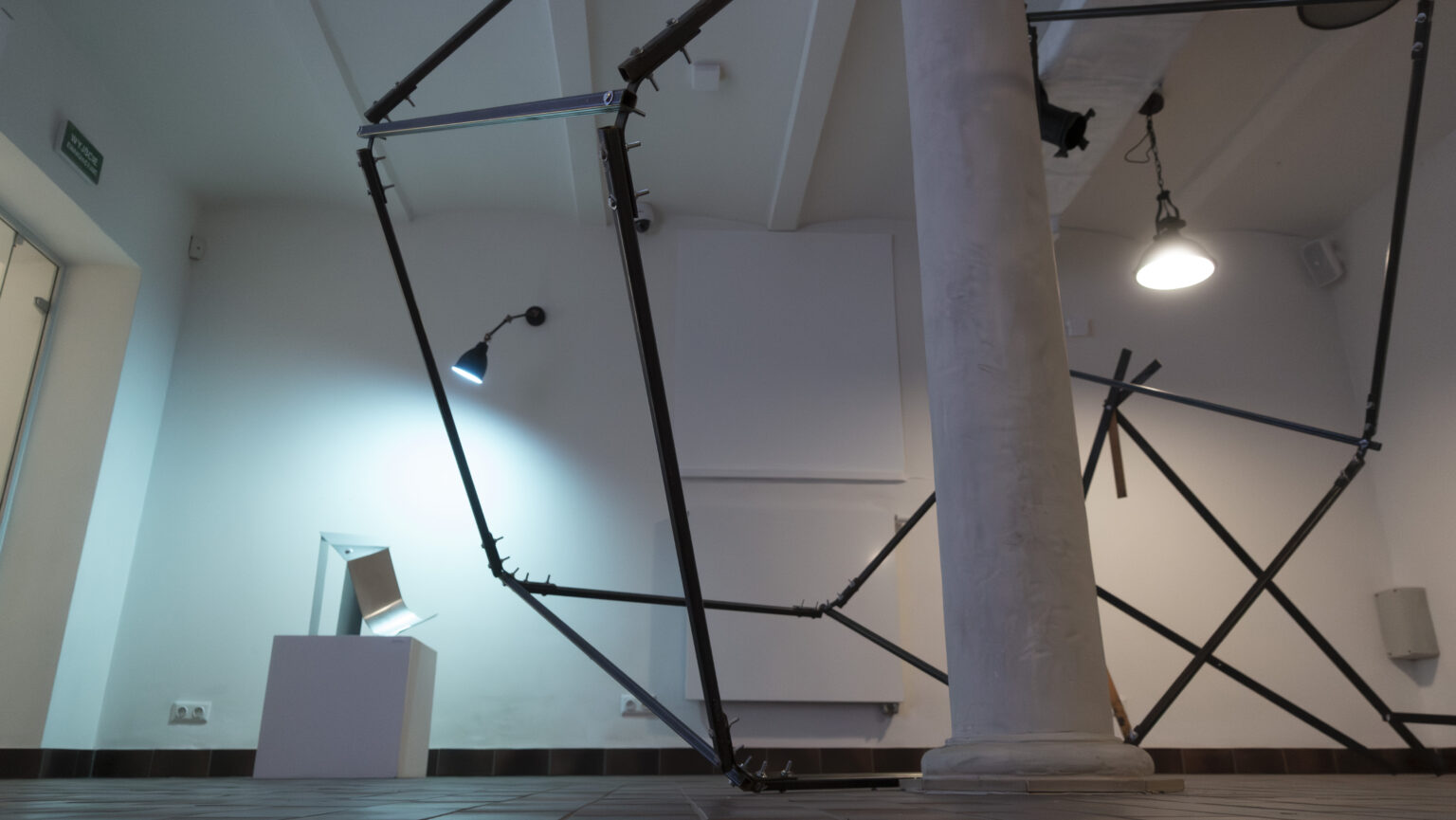 Rzeźba metalowa w Muzeum Woli