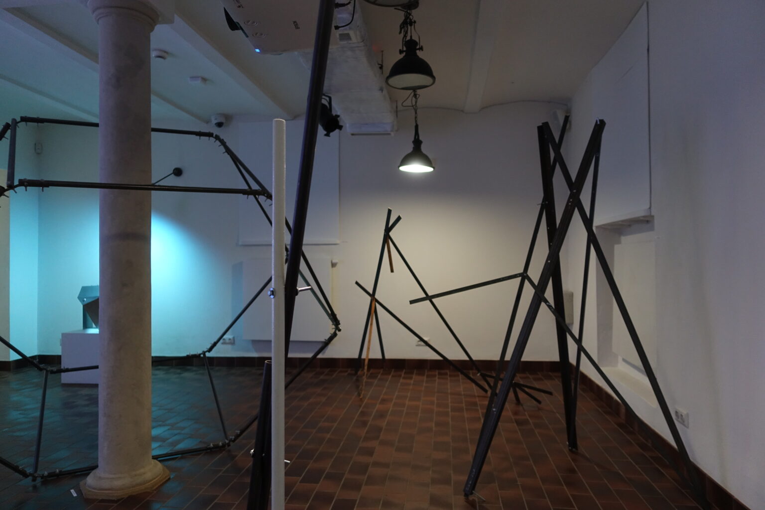 Rzeźba metalowa w Muzeum Woli