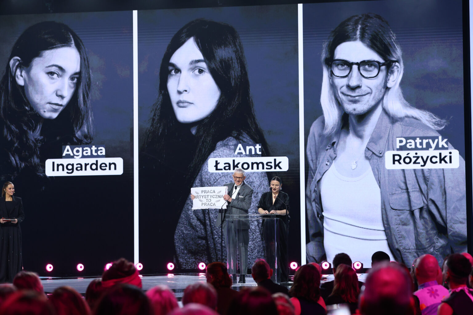 Ant Łakomsk na gali rozdania Paszportów Polityki 2025