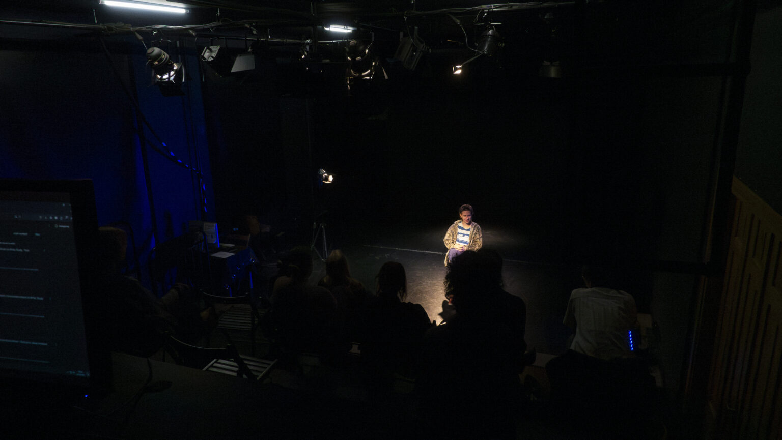 zdjęcie z zajęć Podstaw Inscenizacji